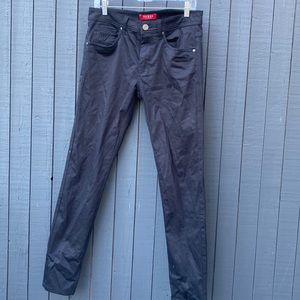 Guess black pant.